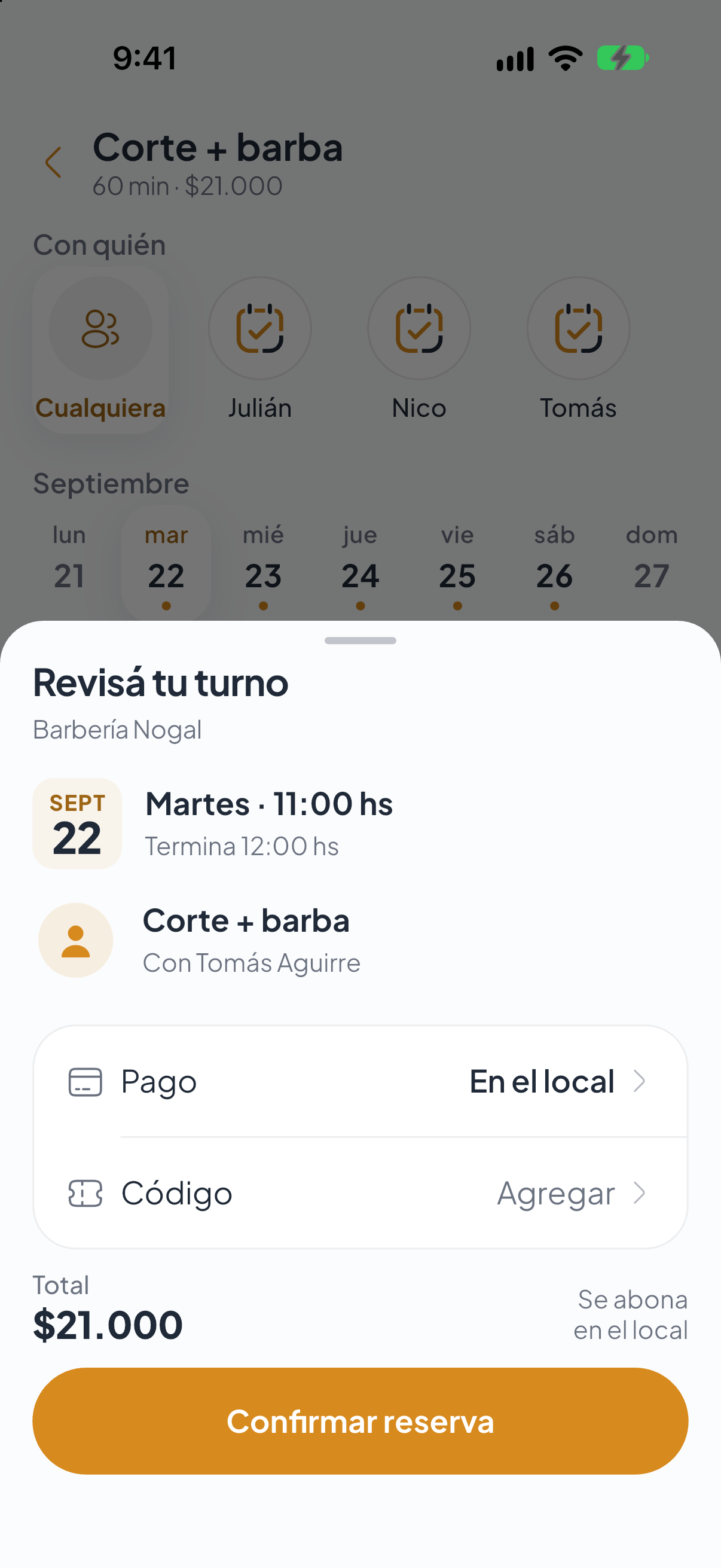 Revisá tu turno: el día, el horario, el servicio, cómo se paga y el total, con el botón para confirmar la reserva.