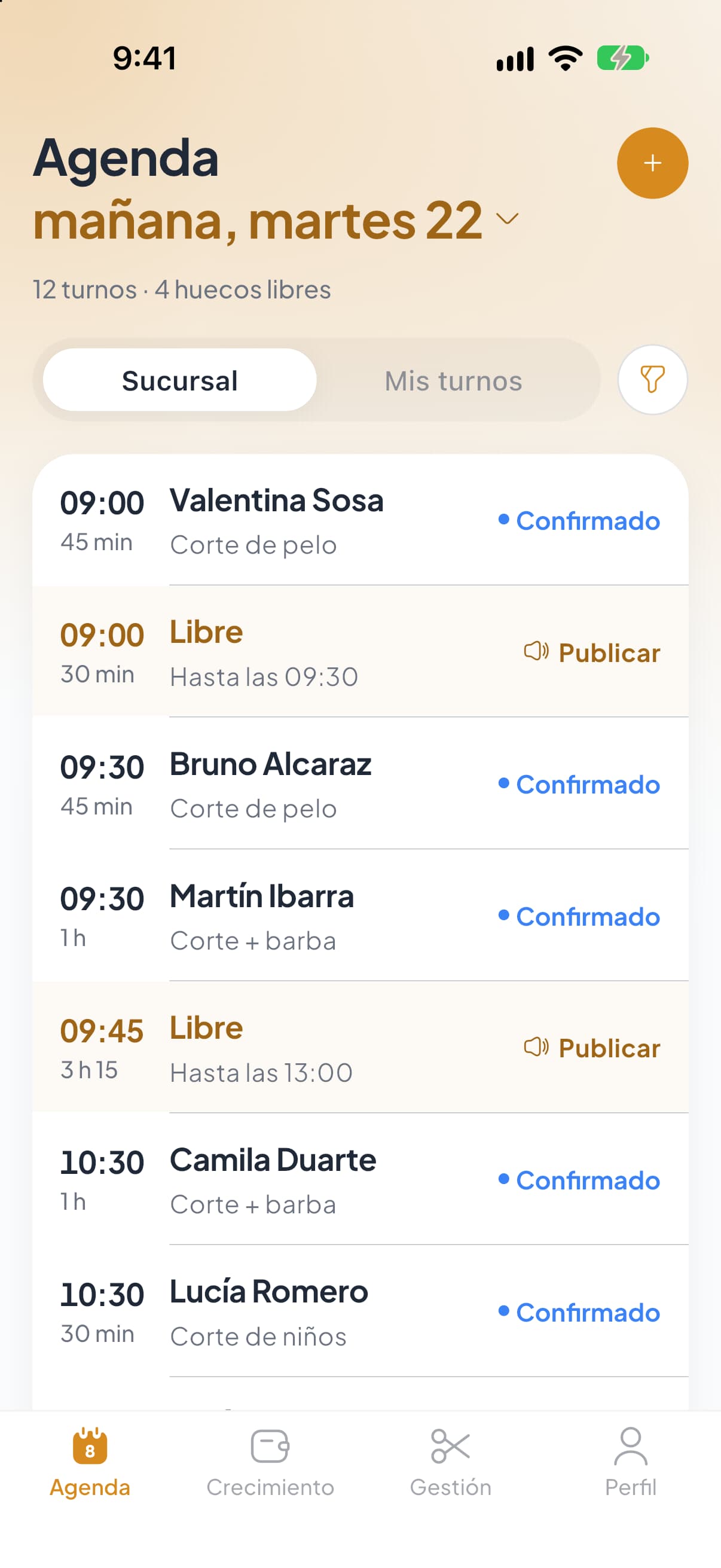 Agenda del local para mañana: los turnos confirmados con su horario, cliente y servicio, y los huecos libres listos para publicar.
